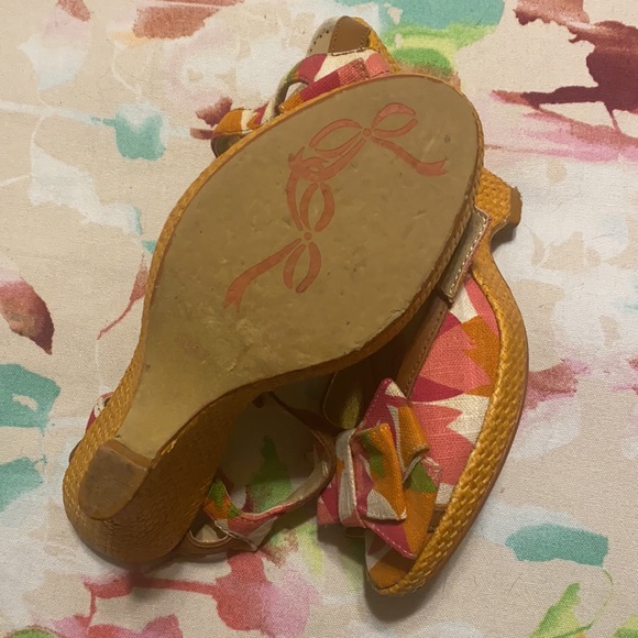 Poetic Licence Behave Yourself heel - Picture 2 of 4